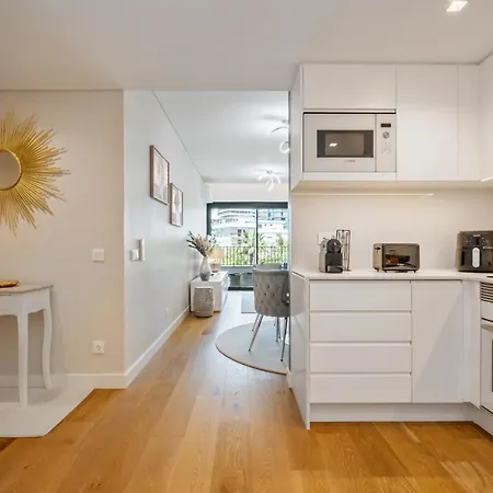 Oceans Glow By Homie דירה פונשל