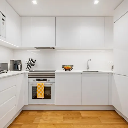 Oceans Glow By Homie דירה