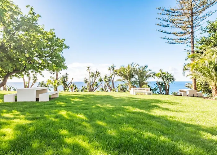 Oceans Glow By Homie *